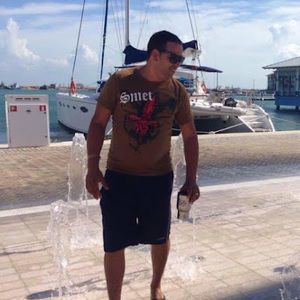 Meet your Posher, Jose rolando